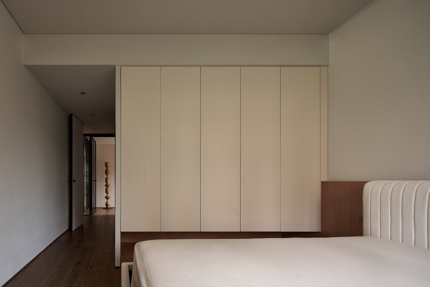 Bedroom / Soft colours and textiles · Completed-project photograph